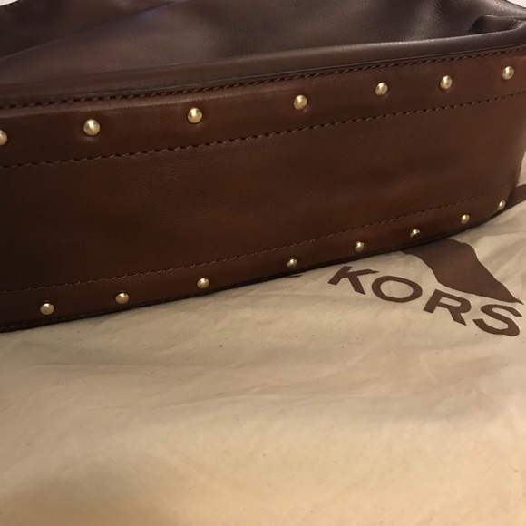 Michael Kors brown leather purse with gold accents - Picture 4 of 6
